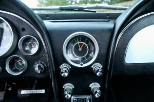 Image 33/50 of Chevrolet Corvette Sting Ray Convertible (1964)