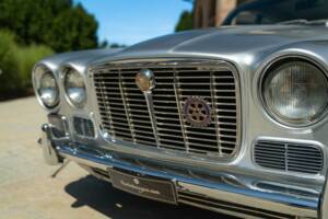 Image 31/50 de Jaguar XJ 6 4.2 (1970)