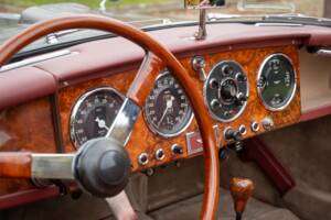 Afbeelding 8/29 van Aston Martin DB 2&#x2F;4 Mk II DHC (1956)