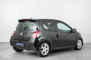 Bild 2/41 von Renault Twingo 1.2 16V (2008)