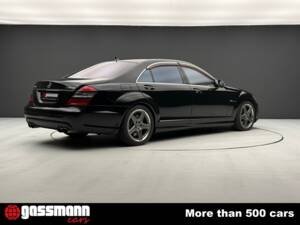 Bild 8/15 von Mercedes-Benz S 65 AMG L (2007)