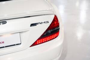 Afbeelding 11/47 van Mercedes-Benz SL 65 AMG Black Series (2010)