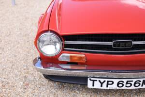 Image 24/50 de Triumph TR 6 (1973)