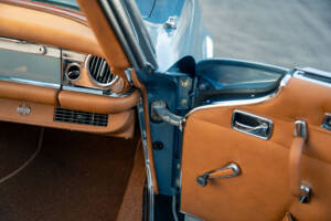 Image 80/99 of Mercedes-Benz 280 SL (1971)