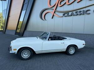 Image 4/50 of Mercedes-Benz 280 SL (1970)