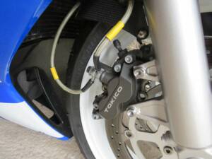 Bild 28/37 von Suzuki DUMMY (2002)