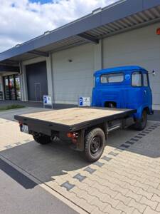 Image 3/27 of Saviem SG2 (1966)