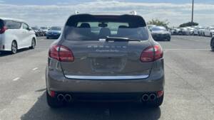 Image 6/51 de Porsche Cayenne Turbo (2011)