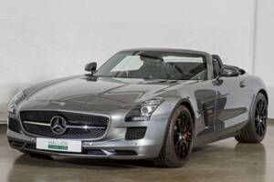 Image 1/31 of Mercedes-Benz SLS AMG GT Roadster (2014)