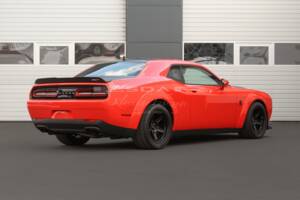 Image 3/40 of Dodge Challenger SRT Demon (2018)