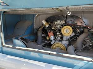 Bild 14/18 von Volkswagen T2b Kleinbus (1972)
