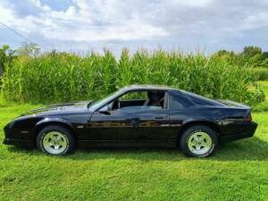 Bild 6/8 von Chevrolet Camaro Z28 (1985)