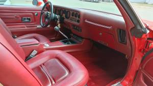 Bild 14/18 von Pontiac Firebird Esprit (1975)