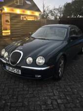 Image 4/8 de Jaguar S-Type 4.0 V8 (2000)