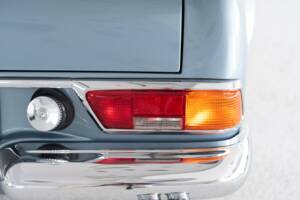 Bild 23/48 von Mercedes-Benz 280 SL (1968)