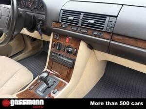 Bild 14/15 von Mercedes-Benz 300 SE (1992)