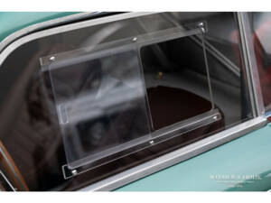 Image 29/50 of Aston Martin DB 2 (1952)