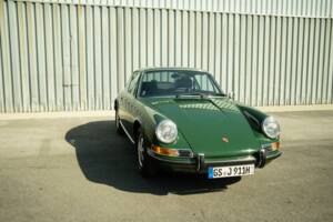 Immagine 40/154 di Porsche 911 2.2 T (1970)