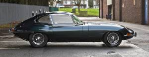 Immagine 2/50 di Jaguar E-Type (2+2) (1966)