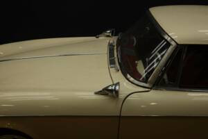 Immagine 17/50 di BMW 503 (1957)