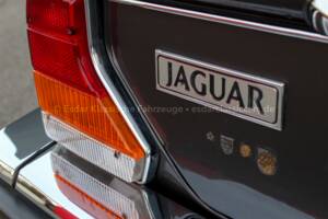 Immagine 44/46 di Jaguar XJ 12 (1986)