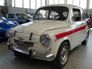 Image 27/29 of SEAT 600 D (1972)
