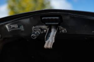 Image 32/50 of Mercedes-Benz SL 350 (2004)