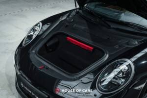 Bild 12/24 von Porsche 911 Carrera 4 GTS (2017)