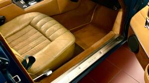 Image 7/13 of Jaguar XJ 12 (1979)