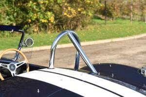 Image 37/50 de AC Cobra 427 (1999)