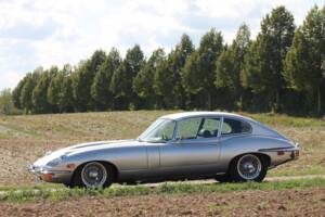 Bild 28/38 von Jaguar E-Type (2+2) (1968)