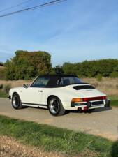 Bild 12/15 von Porsche 911 Carrera 3.2 (1985)