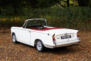 Image 46/50 of Triumph Herald 1200 (1967)