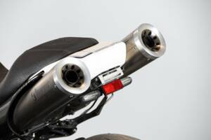 Image 8/50 of Yamaha DUMMY (2007)