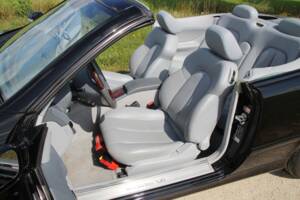 Bild 19/42 von Mercedes-Benz CLK 430 (2002)