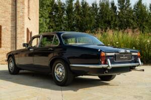 Bild 15/50 von Jaguar XJ 4.2 (1978)