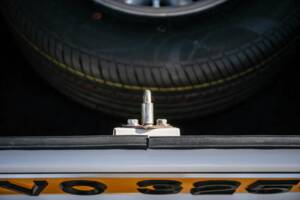 Image 30/38 of Ford Escort Twin Cam (1970)