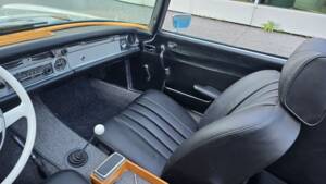 Image 8/26 de Mercedes-Benz 280 SL (1970)