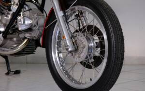 Immagine 17/96 di Ducati 750 GT (1974)