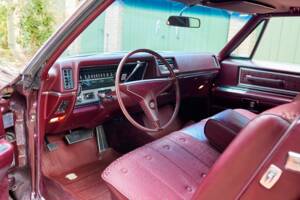 Bild 149/200 von Cadillac Coupe DeVille (1968)