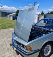 Bild 33/46 von BMW 635 CSi (1981)