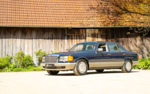 Imagen 3/64 de Mercedes-Benz 500 SEL (1984)