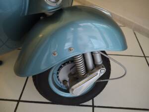 Bild 23/33 von Piaggio Vespa 150 (1960)