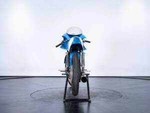 Image 3/43 of Parilla 250 (1951)