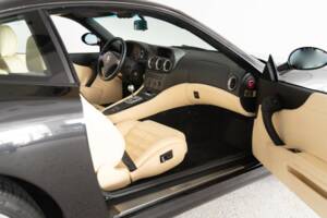 Image 35/47 of Ferrari 550 Maranello (1997)