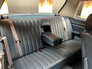 Image 31/41 de Mercedes-Benz 250 C (1970)