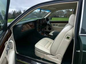Bild 39/55 von Bentley Continental R (1992)