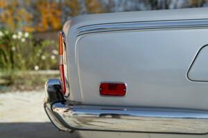 Image 15/50 of Bentley T 1 (1975)