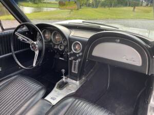 Bild 16/20 von Chevrolet Corvette Sting Ray (1963)