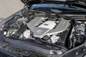 Afbeelding 26/47 van Mercedes-Benz SL 63 AMG (2008)